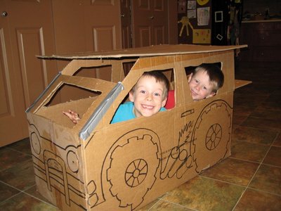 Cardboard-Box-Car.jpg