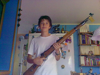 me with the mauser(bad quality)